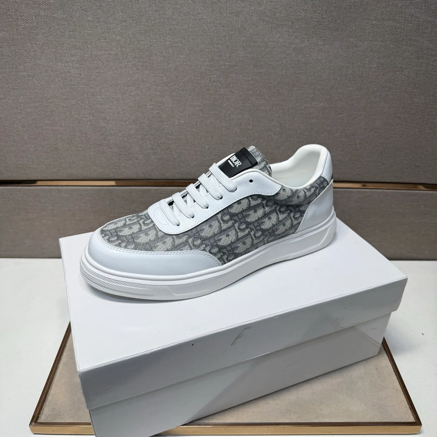 ⬛️Men's shoes 💰p400 [Dior~] Men's casual shoes 2025z cabinet sales simultaneously 🔶Size: 38-44#️⃣ 🔷3 colors🔜The upper is made of multi-material splicing ➕Genuine leather lining, comfortable and breathable, sole: original comfortable and wear-resistant outsole, ⚠️real thing📱photographed🎬real thing is better📢📢📢